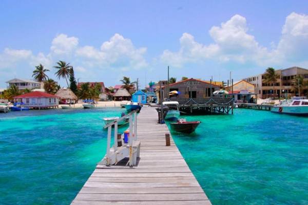 Du lịch Hà Nội và các hòn đảo đẹp nhất hành tinh