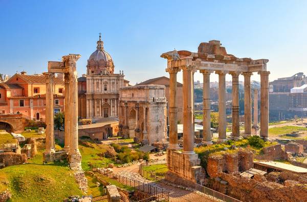 Đấu trường cổ kính tại thành phố vĩnh hằng Rome nước Ý