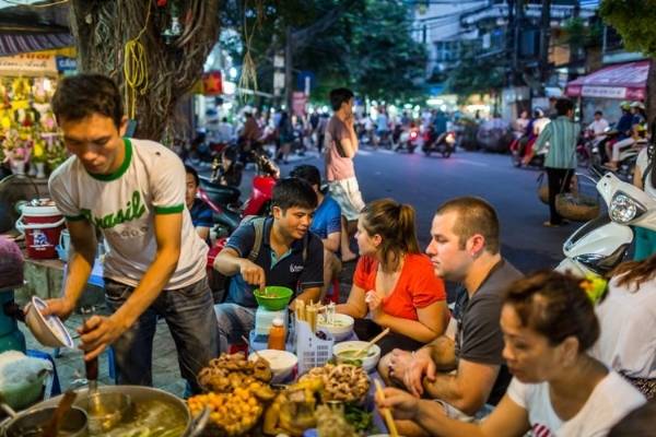 Các món ăn vỉa hè đặc trưng của Hà Nội