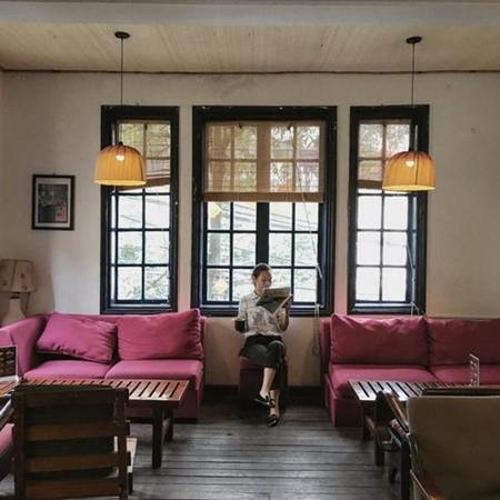 Không gian hoài cổ tại quán cà phê Tống Duy Tân