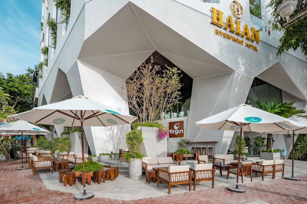 HAIAN-Riverfront-Đà-Nẵng-ivivu-6