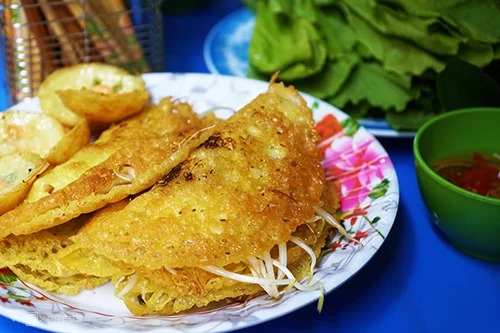 Bánh xèo Sài Gòn có vỏ giòn thơm không ngấy dầu