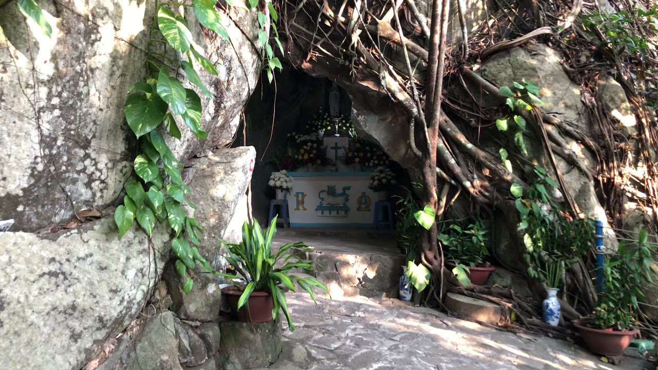 Hang -Đức- Mẹ-ivivu