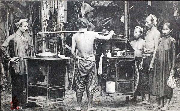 Gánh phở hàng rong Sài Gòn xưa