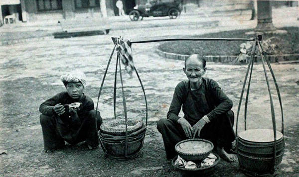 Bánh gạo bán rong Sài Gòn xưa