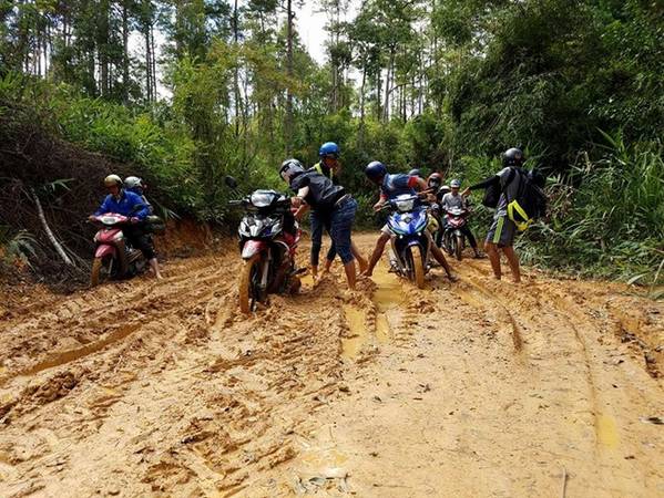Hình ảnh khởi đầu hành trình phượt thác Phi Liêng tại huyện Đam Rông