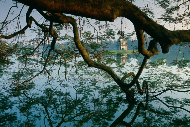 Kinh nghiệm du lịch Hà Nội ngắm cảnh Hồ Gươm bình yên