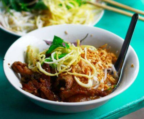 Bún trộn bò nướng Hà Nội