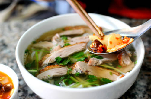 Phở vịt quay Hà Nội