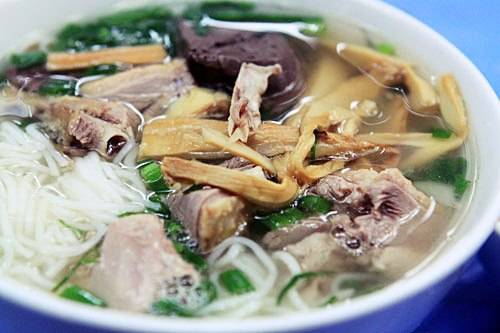 Bún riêu cua thanh mát ấm áp