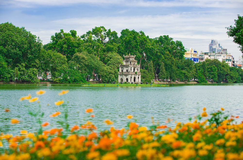 Kinh nghiệm đặt vé máy bay đi Hà Nội 2025