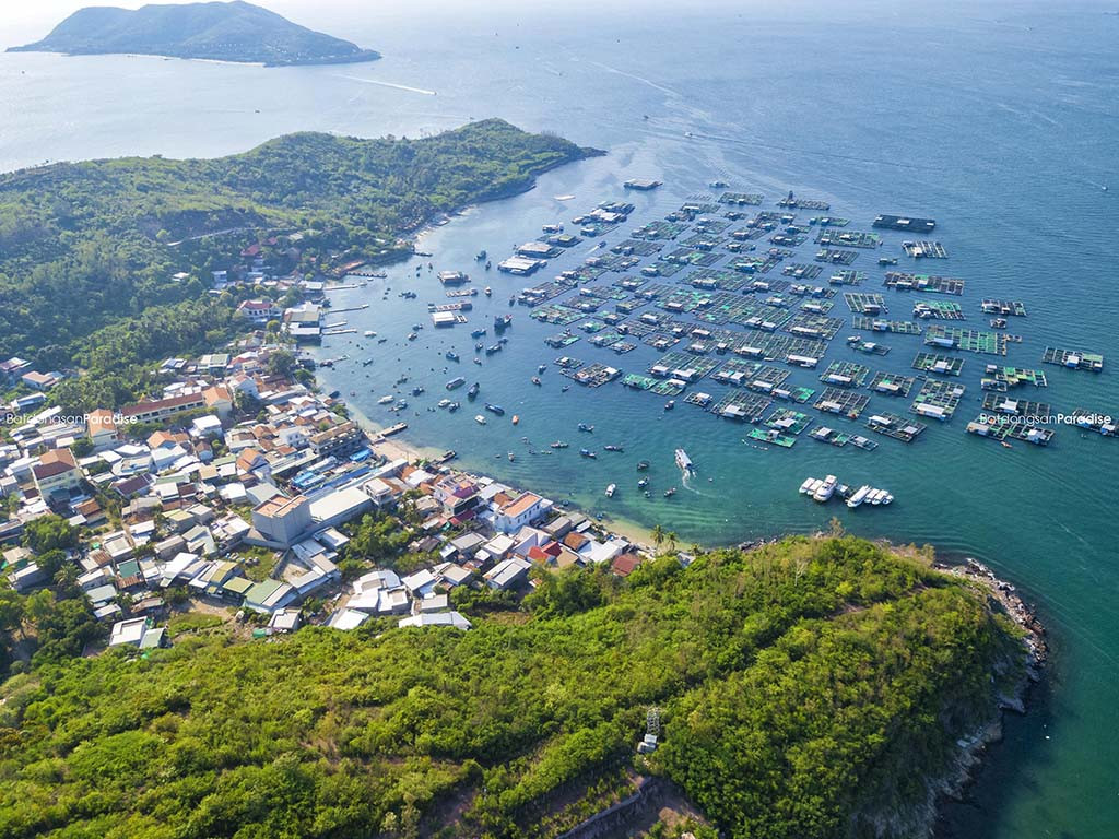 Hòn Miễu hoang sơ trong tour Nha Trang 2N2Đ