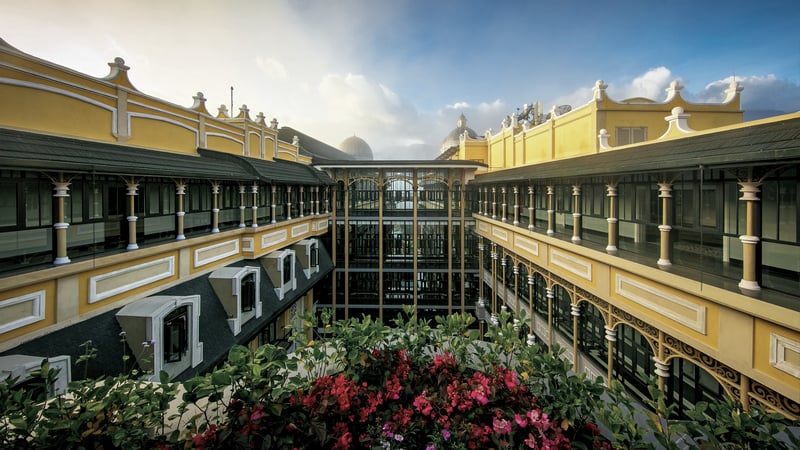 Phòng ngủ sang trọng Hotel de la Coupole Sapa Phòng ngủ sang trọng Hotel de la Coupole Sapa