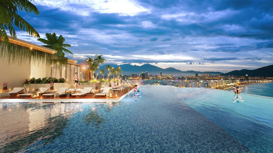 Hình ảnh bể bơi đáy kính TMS Luxury Đà Nẵng