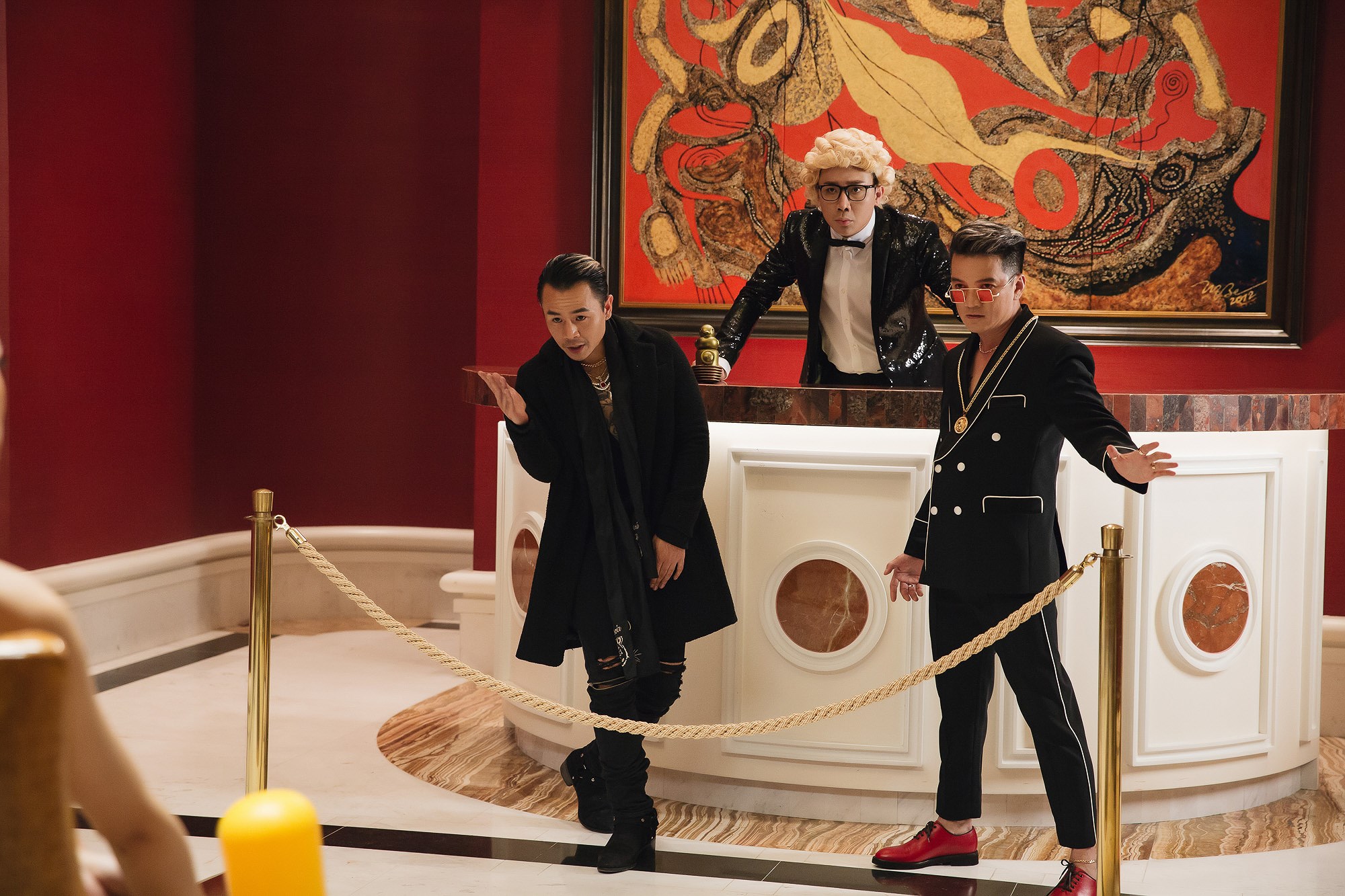 Trang phục sang trọng của Đàm Vĩnh Hưng tại The Grand Hồ Tràm Trang phục sang trọng của Đàm Vĩnh Hưng tại The Grand Hồ Tràm