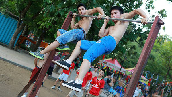 Du lịch Hà Nội chiêm ngưỡng biểu diễn Street Workout