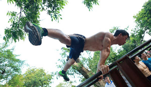 Cộng đồng Street Workout năng động khi du lịch Hà Nội
