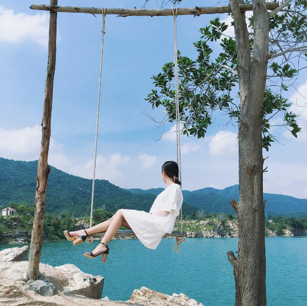 Hồ Đá Xanh Vũng Tàu góc chụp ảnh đẹp lung linh
