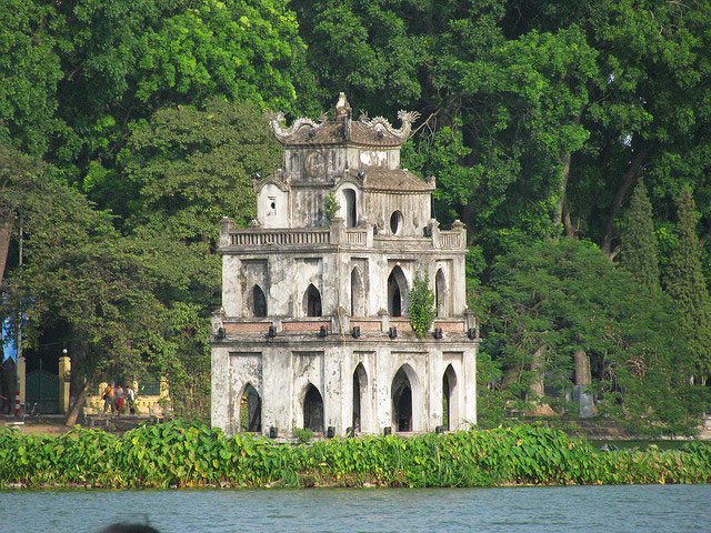 Ho-Hoan-Kiem-Ha-Noi