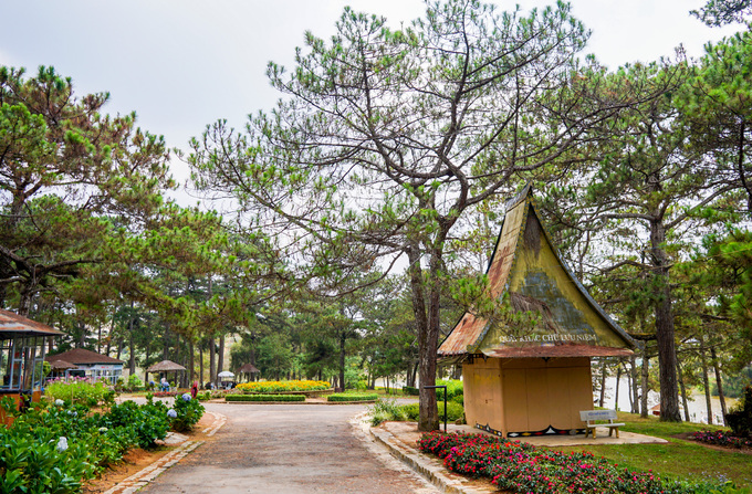 Khu du lịch hồ Than Thở Đà Lạt được xây dựng từ năm 1997