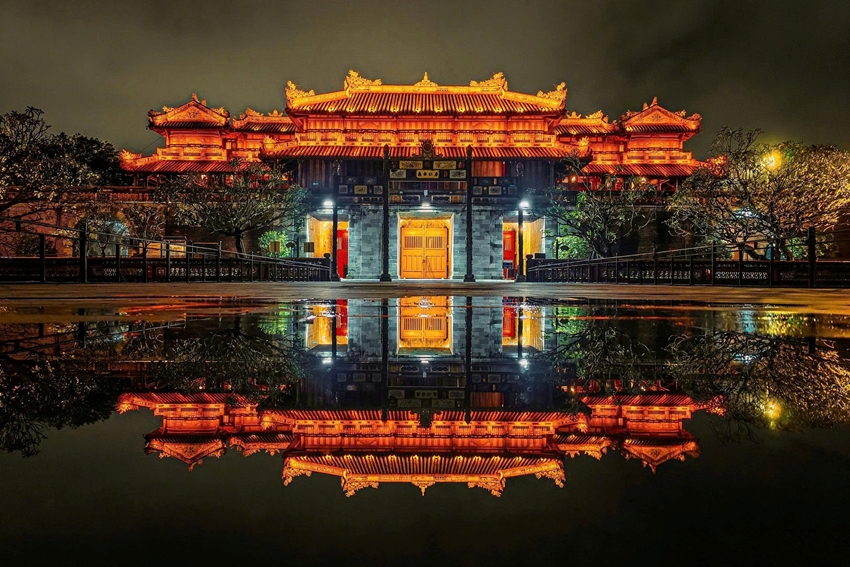 Khung cảnh lung linh của Đại Nội Huế về đêm