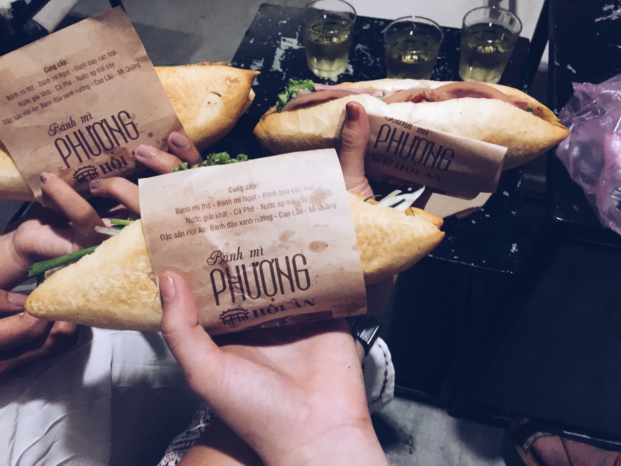 Bánh mì Phượng ngon nức tiếng