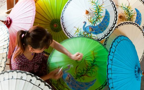 Chiang Mai, Thái Lan: Với những người muốn tìm một điểm đến yên bình, giàu sắc màu văn hóa thì Chiang Mai là điểm đến lý tưởng. Tại đây, du khách có thể trải nghiệm các nhà hàng độc đáo, những ngôi đền lịch sử, khách sạn đô thị và các khu chợ khổng lồ. Ngoài ra, bạn còn có thể ghé thăm khu ruộng bậc thang tuyệt đẹp cách thành phố 30 phút đi xe. Chiang Mai đạt 91,25 điểm và giành vị trí số 1 trong danh sách những thành phố tuyệt nhất châu Á.