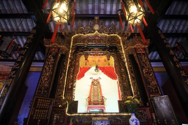 Bài vị 108 anh linh tại hội quán Hải Nam Hội An