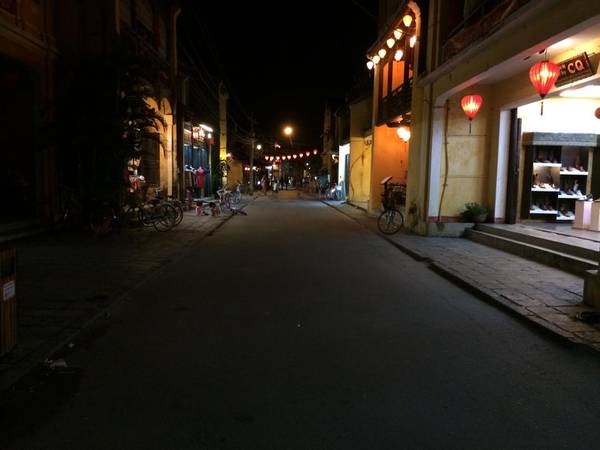 Hội An vắng lặng vì thu phí Hội An