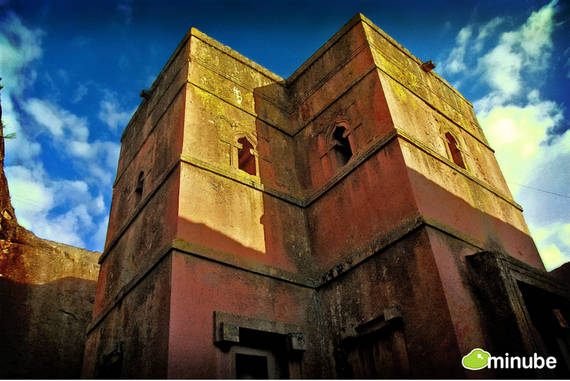 Lalibela, Ethiopia với nhà thờ được xây bằng đá nguyên khối