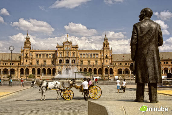 Seville, Tây Ban Nha với những con phố xinh đẹp và kiến trúc Moorish
