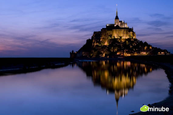 Mont Saint Michel thu hút hơn 3 triệu du khách mỗi năm