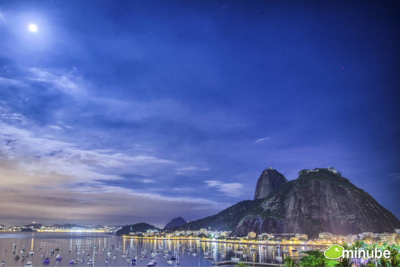 Rio de Janeiro nổi tiếng với lễ hội Carnival và trải nghiệm du lịch đầy đủ giác quan