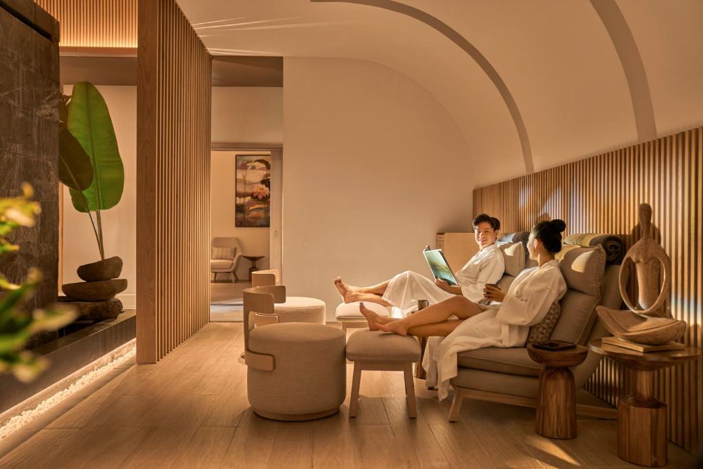 Holiday Inn Hồ Tràm 3