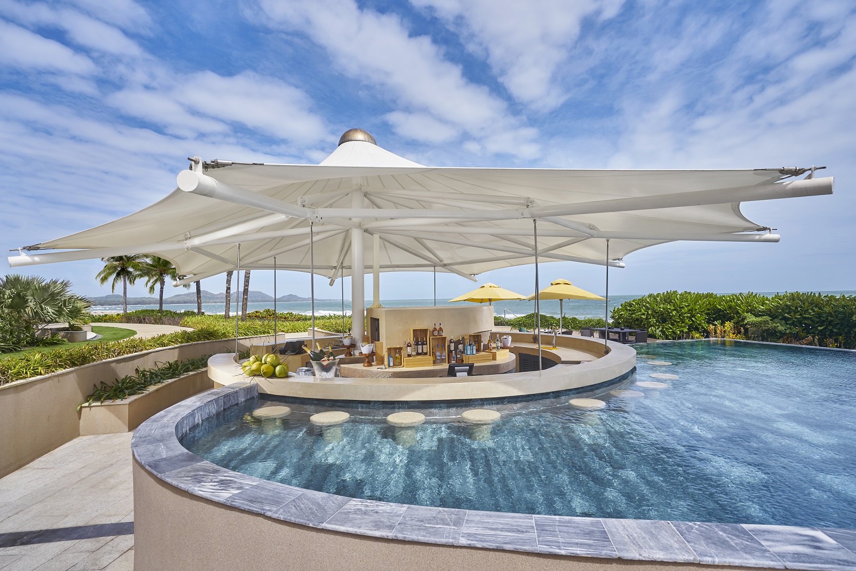 holiday-inn-he1bb93-trc3a0m-ivivu-11-1 Holiday -Inn -Hồ -Tràm-ivivu-11
