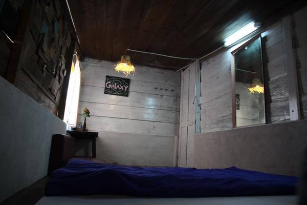 Homestay mới này có nhiều lựa chọn cho dành cho bạn từ phòng đôi riêng tư đến phòng dorm tập thể.