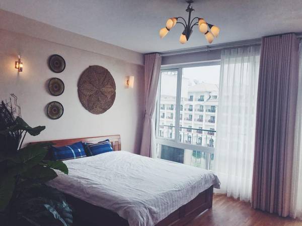 Homestay Hà Nội ban công rộng rãi