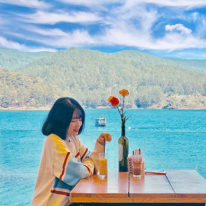 homestay-ven-ho-so-huu-view-dep-tho-mong-nhat-nhi-da-lat-ivivu-7