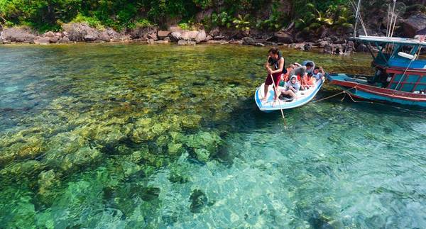 Cano di chuyển đến Hòn Móng Tay Phú Quốc