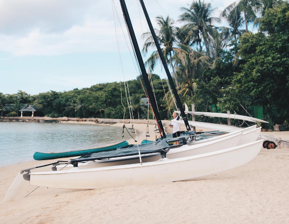 Hoạt động chèo thuyền kayak thú vị tại hòn Ông