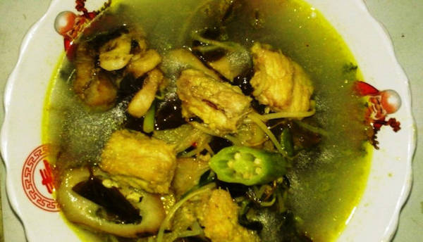 Thơm ngon tô canh chua lạch biển giải nhiệt ngày hè - Ảnh: T.LY