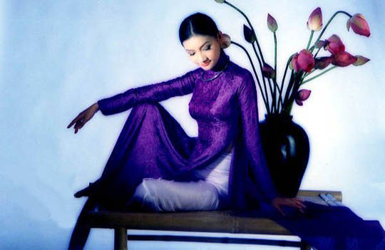 Áo dài Huế - iVIVU.com Áo dài Huế - iVIVU.com