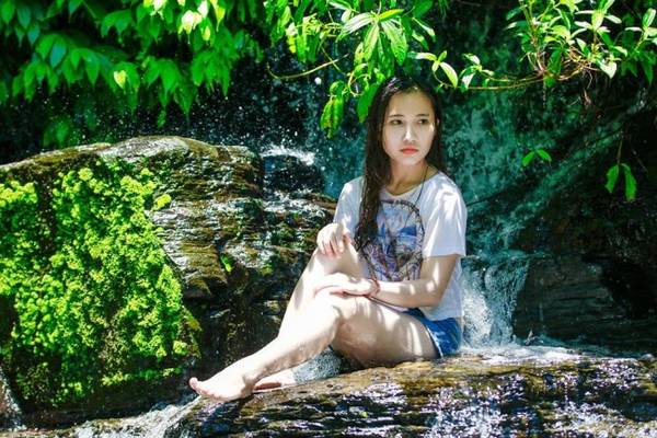 Hình ảnh Khe Lạnh Huế