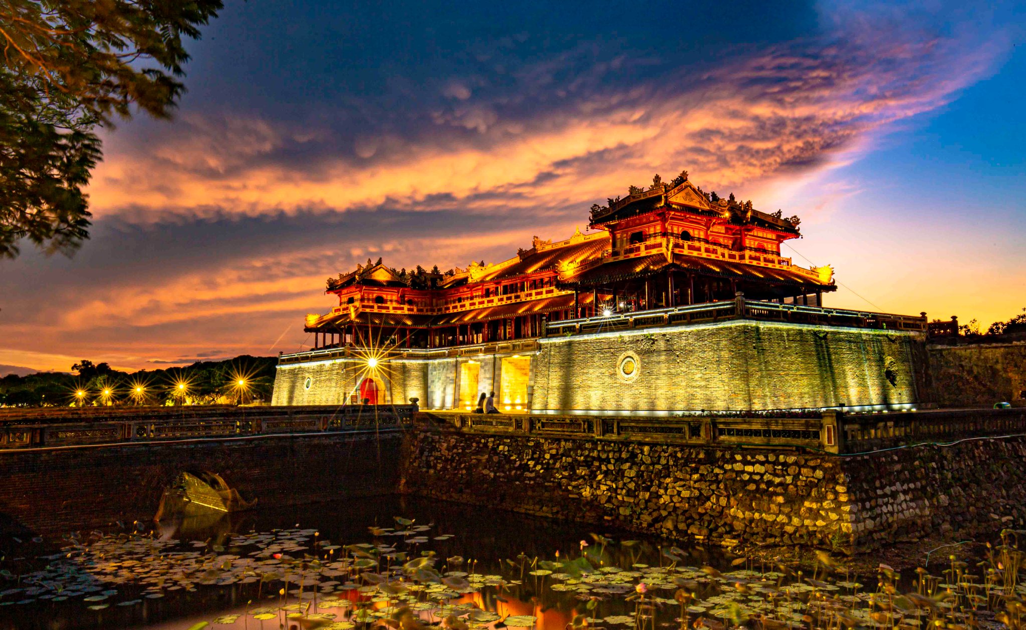 Kinh thành Huế ngập lụt do thiên tai