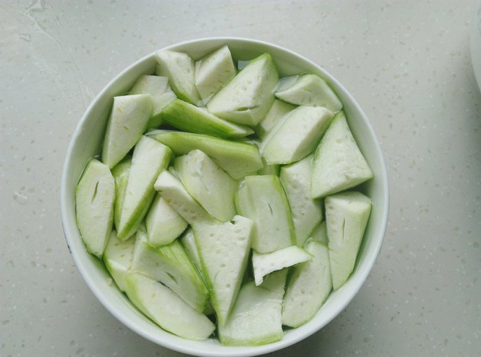 Nguyên liệu nấu mướp xào nấm