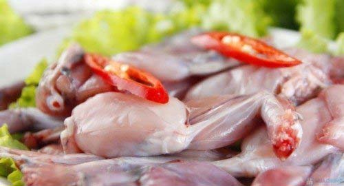 huong-dan-che-bien-ech-xao-hanh-tay-thom-ngon-cho-ngay-he-oi-buc-ivivu-2