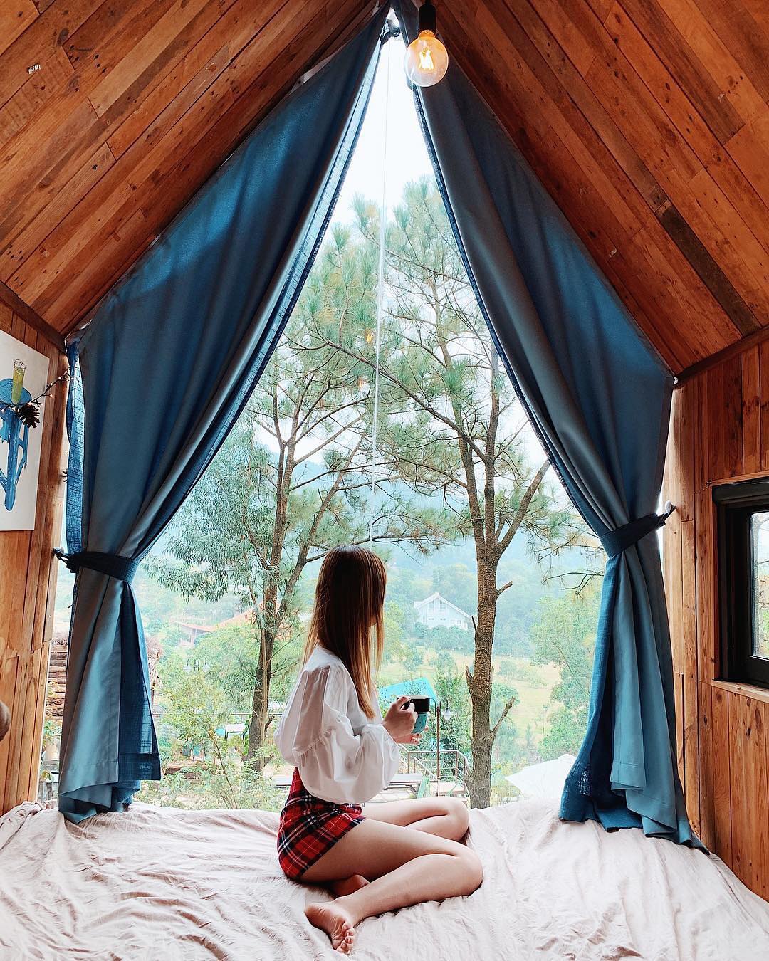 Ảnh: @thuylinhphamm