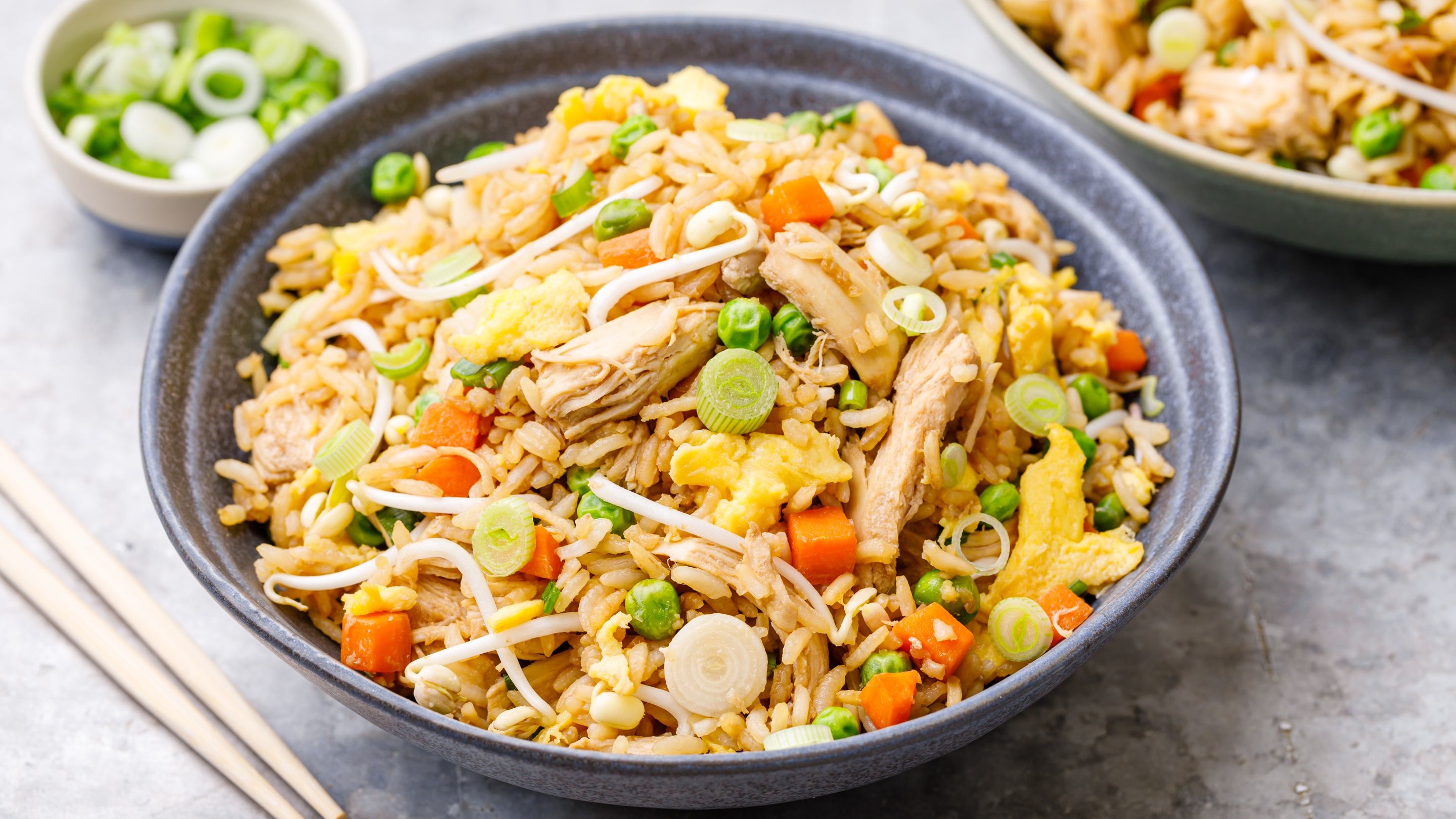 Hình ảnh nguyên liệu món cơm chiên gà xé