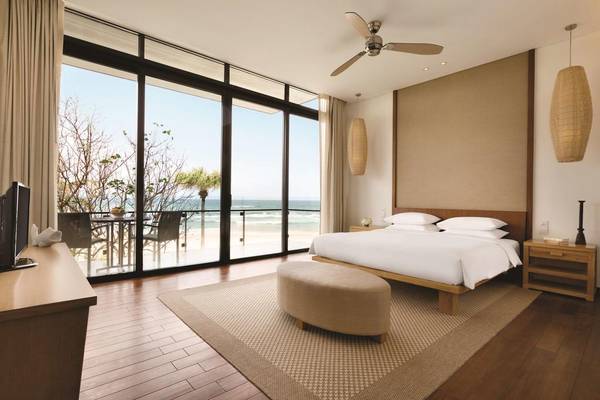 hyatt-regency-danang-resort-spa-ivivu-4 Hyatt-Regency-Danang-Resort-Spa-ivivu-4