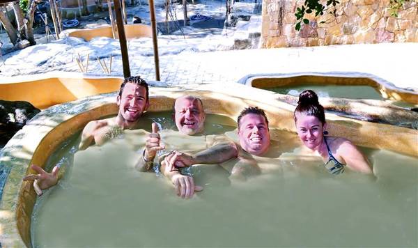 I-resort-ivivu-5